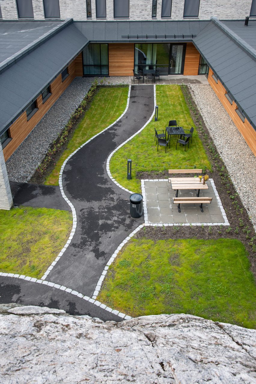 Southern Oslo psychiatric centre by Hille Melbye architects