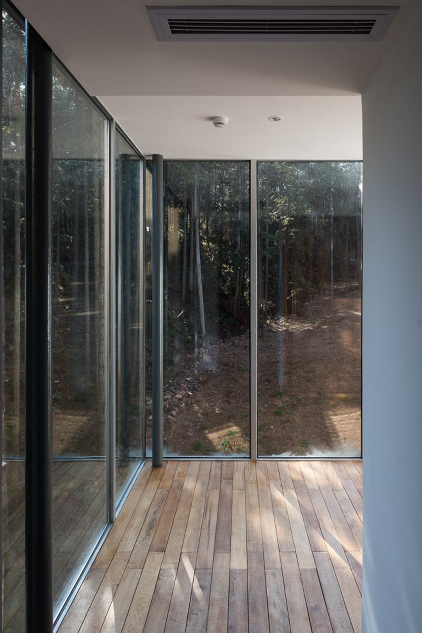 Spiral house by Bengo Studio