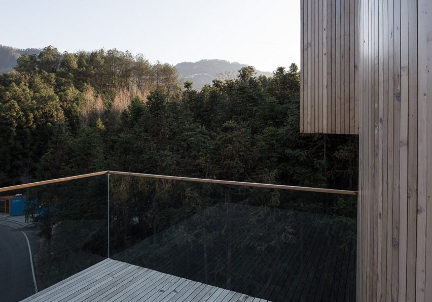 Spiral house by Bengo Studio