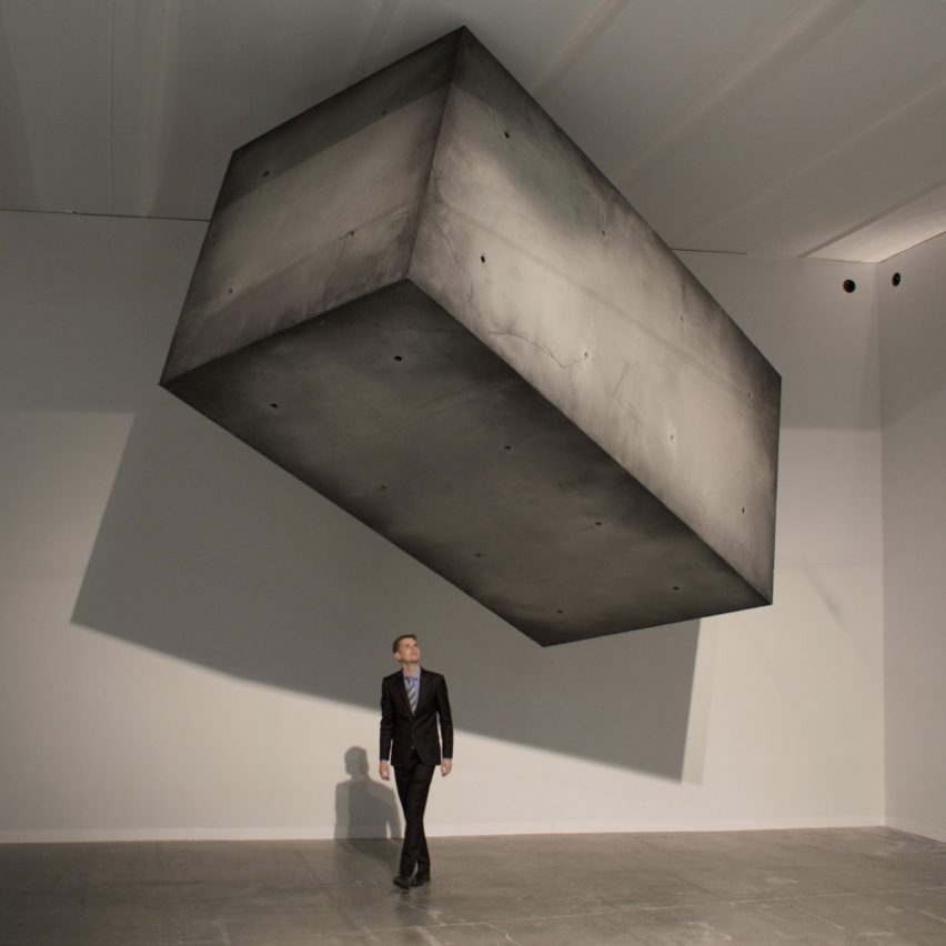 Drifter installation by Studio Drift