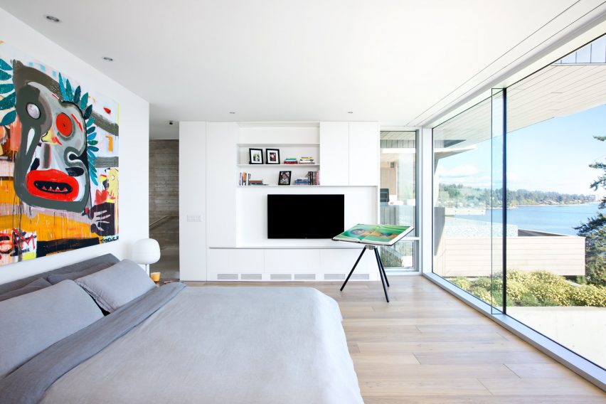 Sunset House by McLeod Bovell Modern Houses