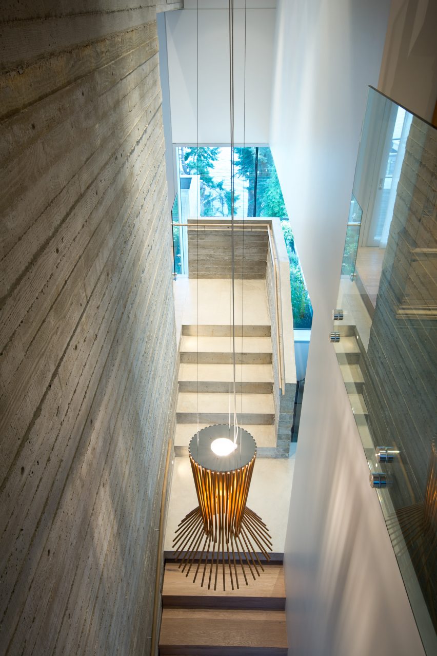 Sunset House by McLeod Bovell Modern Houses
