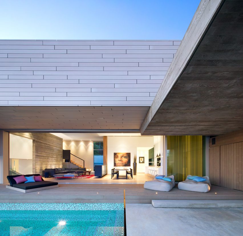 Sunset House by McLeod Bovell Modern Houses