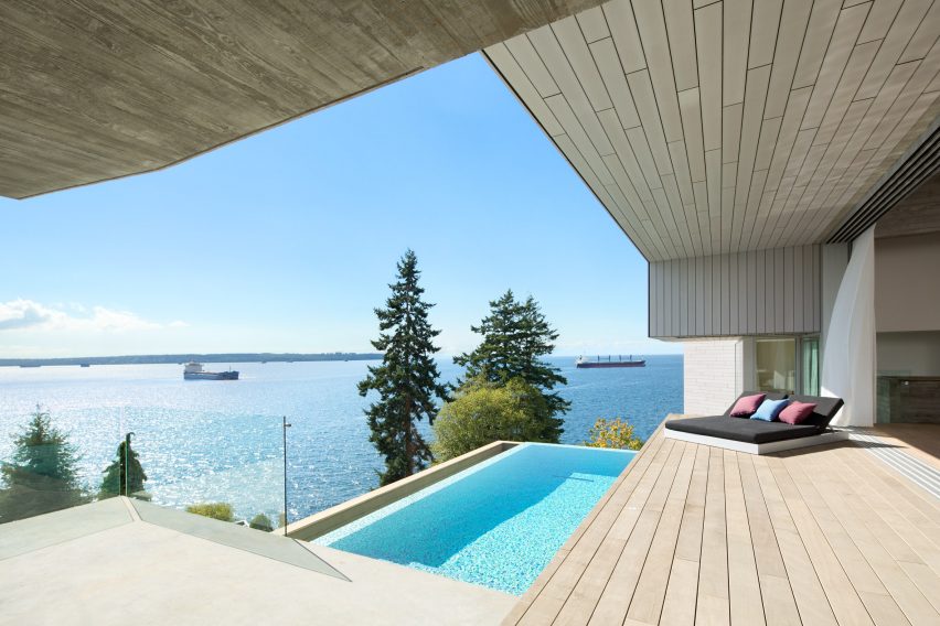 Sunset House by McLeod Bovell Modern Houses