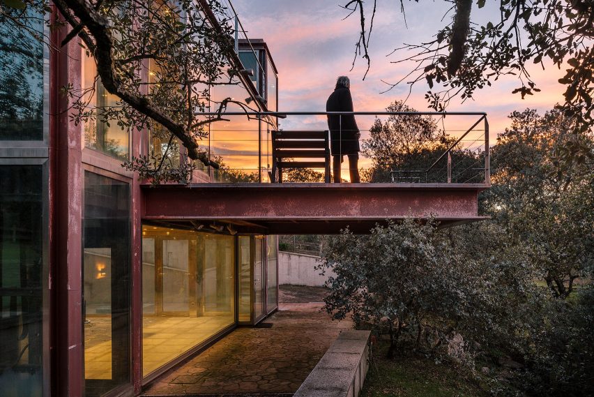 The Hidden Pavilion by Penelas Architects