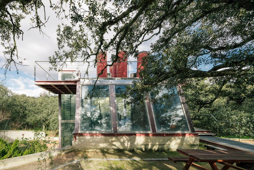 The Hidden Pavilion by Penelas Architects