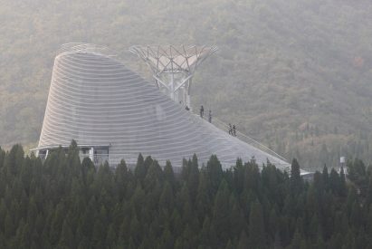 The Shaolin Flying Monks theatre by Mailitis Architects