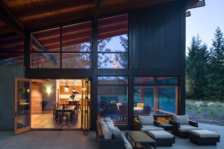 Tumble Creek Cabin by Coates Design