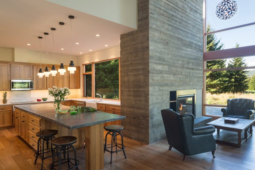 Tumble Creek Cabin by Coates Design