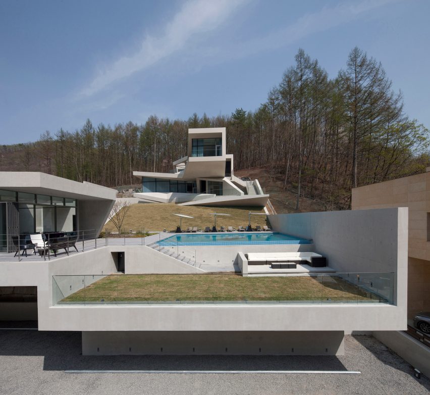 U Retreat by IDMM Architects