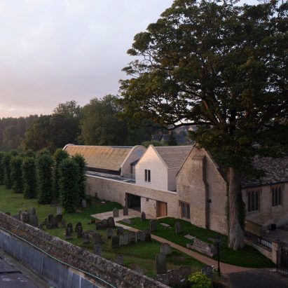Warwick Hall by Acanthus Clews Architects