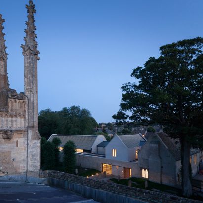 Warwick Hall by Acanthus Clews Architects