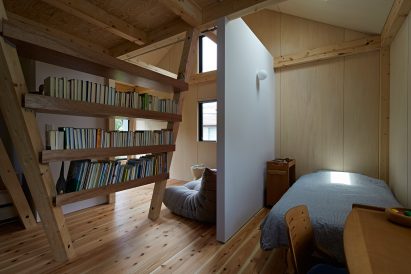 Y-House by Kwas