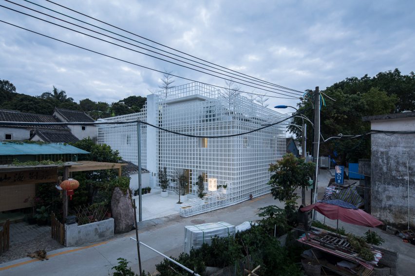 ARTINN Hostel by Aether Architects