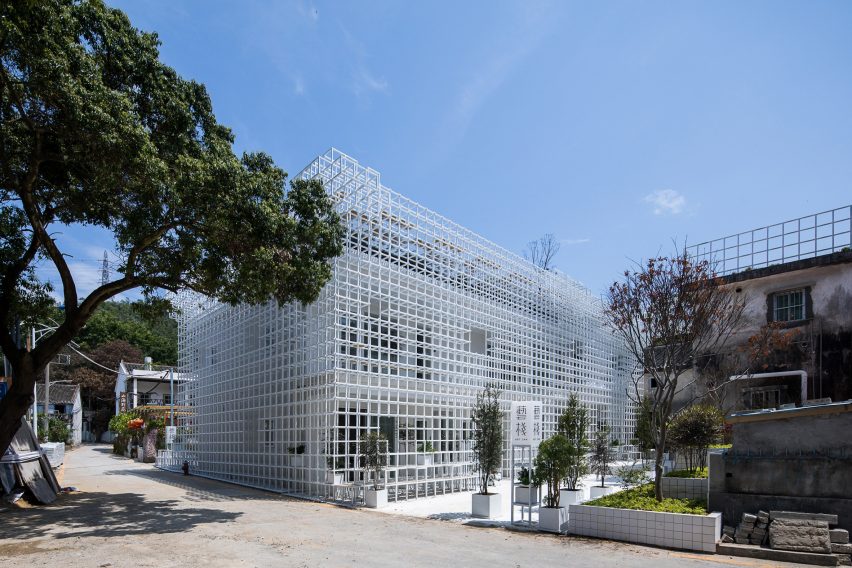 ARTINN Hostel by Aether Architects