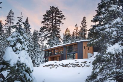 Alpine Meadows Cabin by Studio Bergtraun
