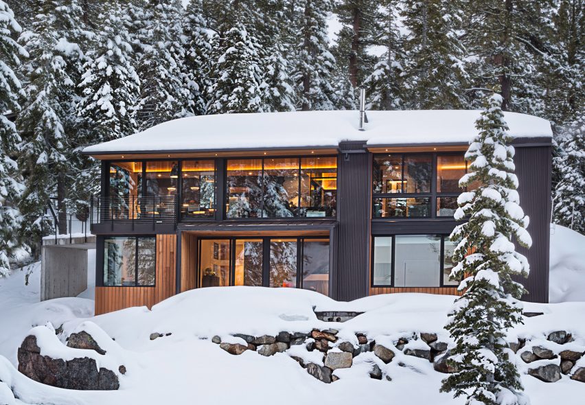 Alpine Meadows Cabin by Studio Bergtraun