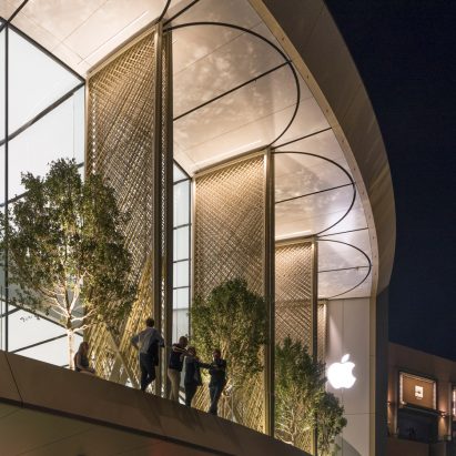 Apple Dubai Mall by Foster + Partners