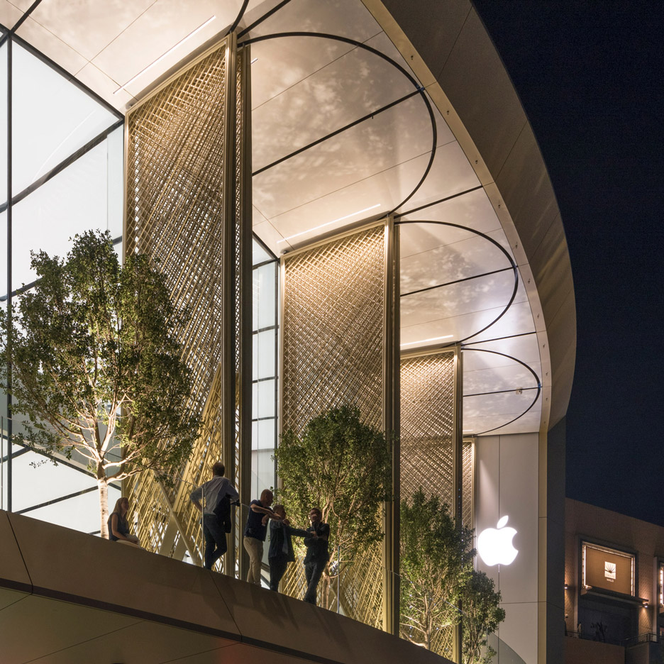 Apple Dubai Mall by Foster + Partners