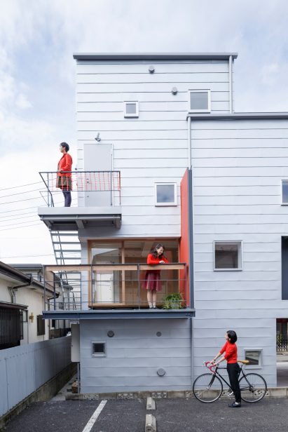 Around the Corner Grain by Eureka and Maru Architects