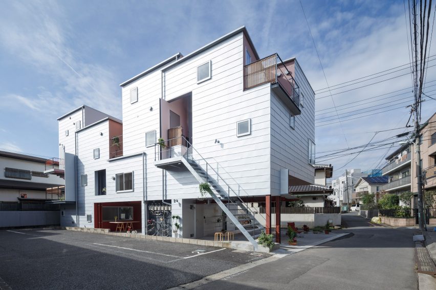Around the Corner Grain by Eureka and Maru Architects