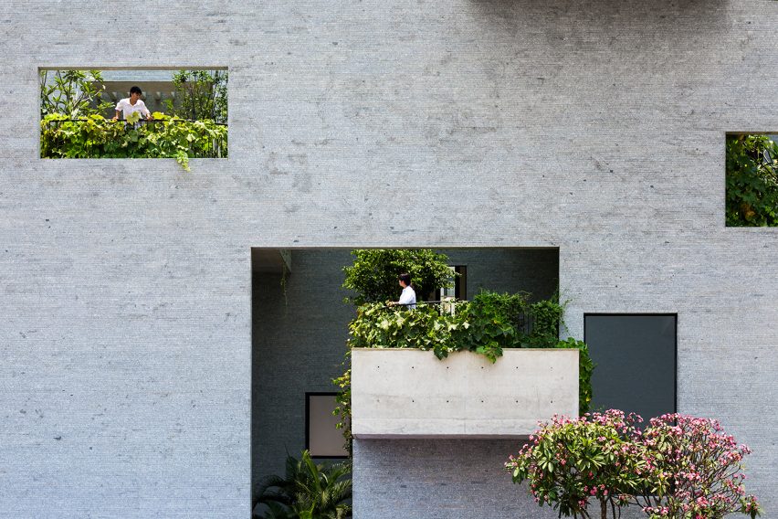 Binh House by Vo Trong Nghia Architects