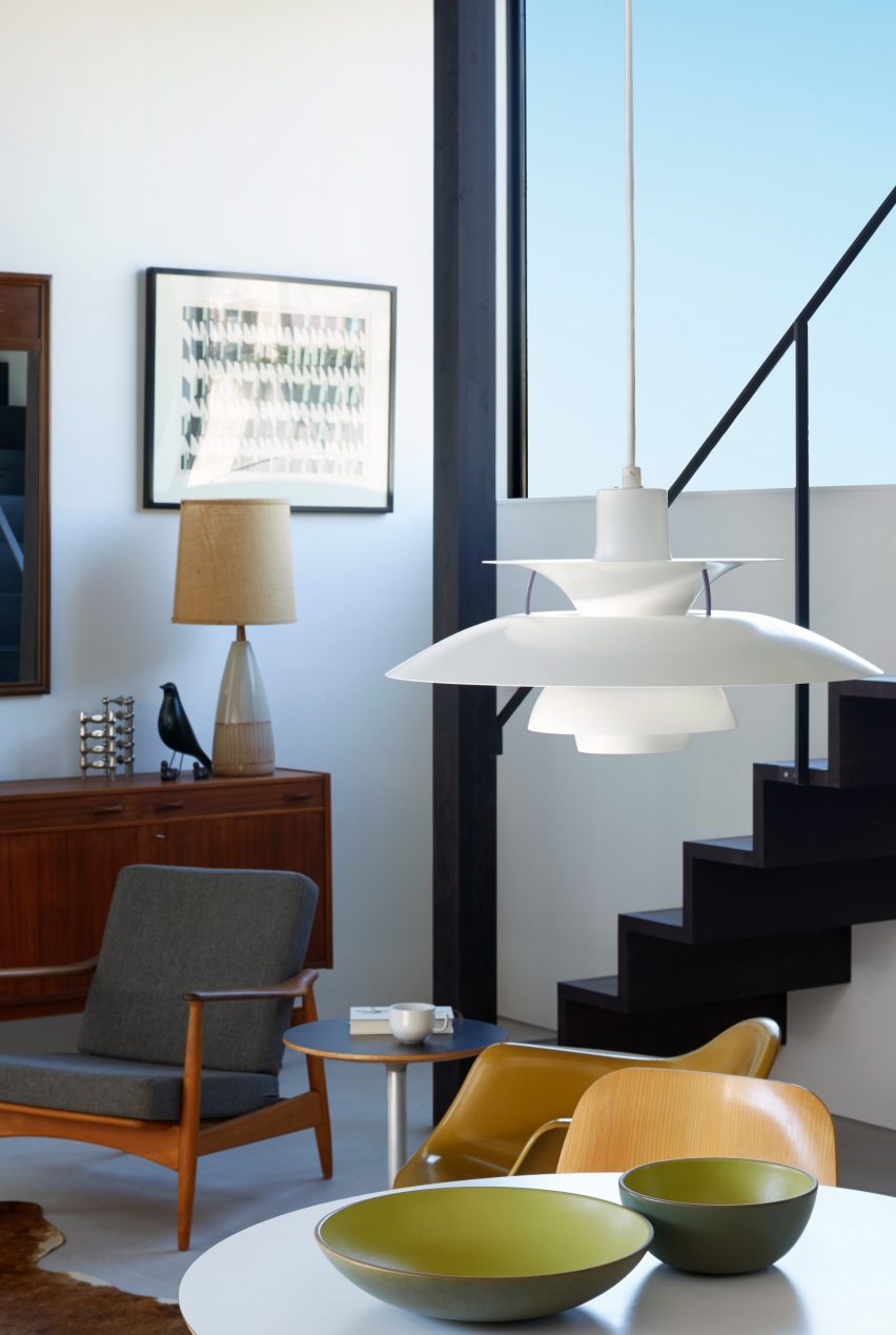 Black box house by TakaTina