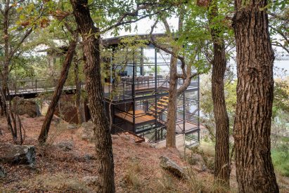 Blue Lake Retreat by Lake Flato