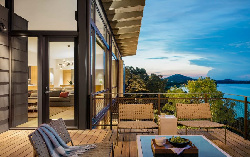Blue Lake Retreat by Lake Flato