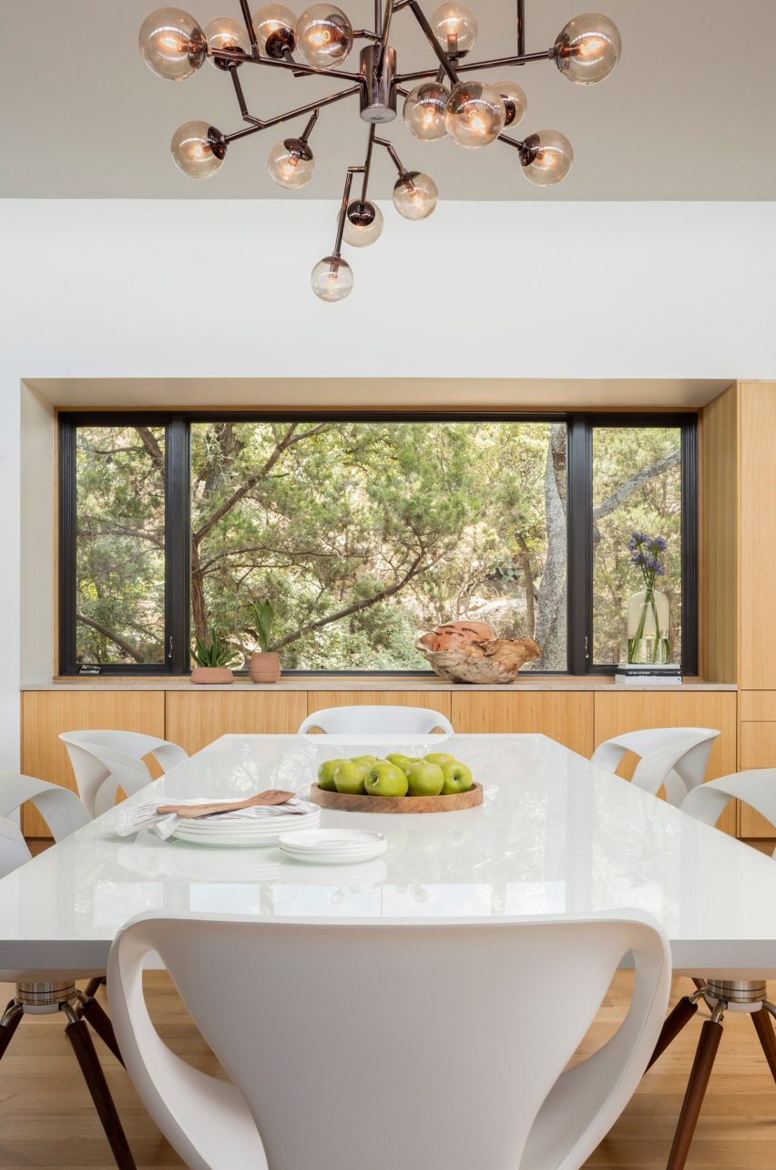 Blue Lake Retreat by Lake Flato