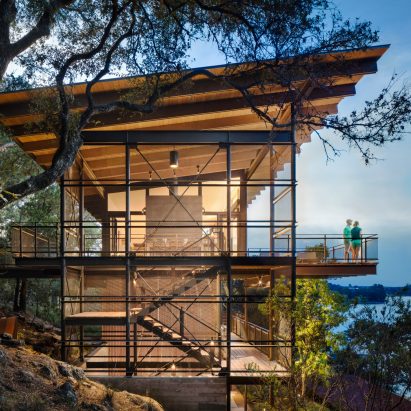 Blue Lake Retreat by Lake Flato
