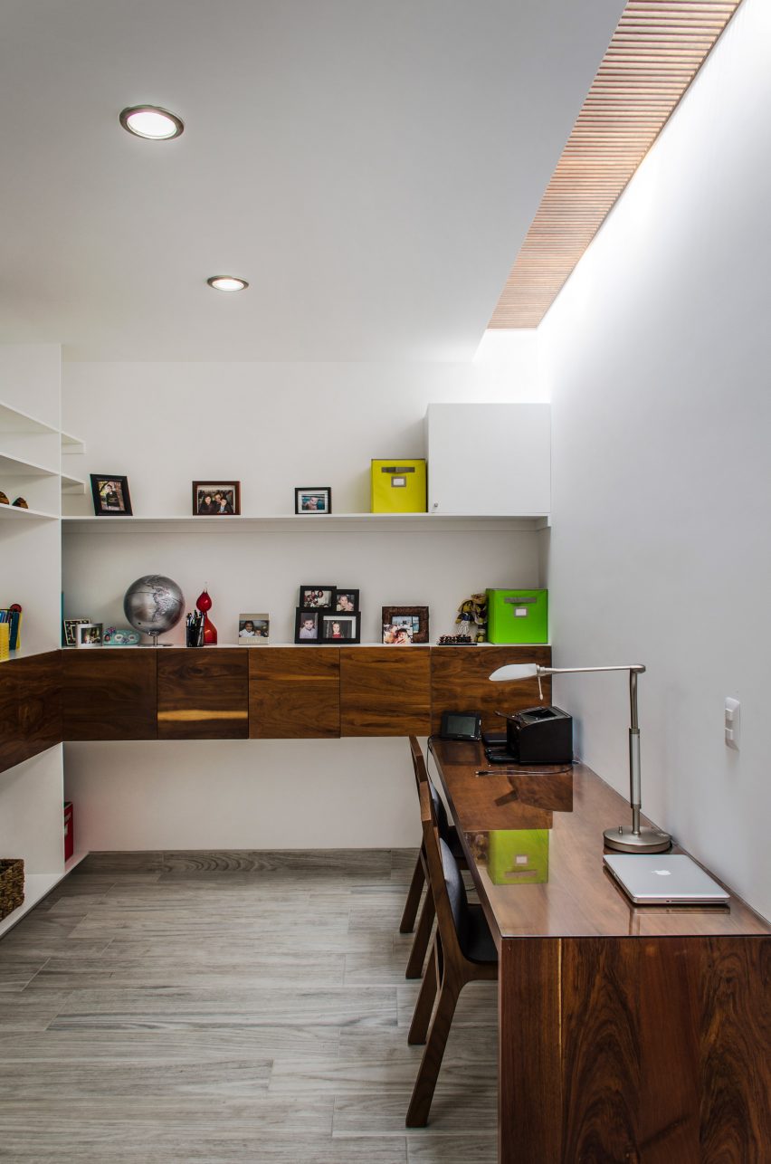 Casa Mezquite by BAG Arquitectura