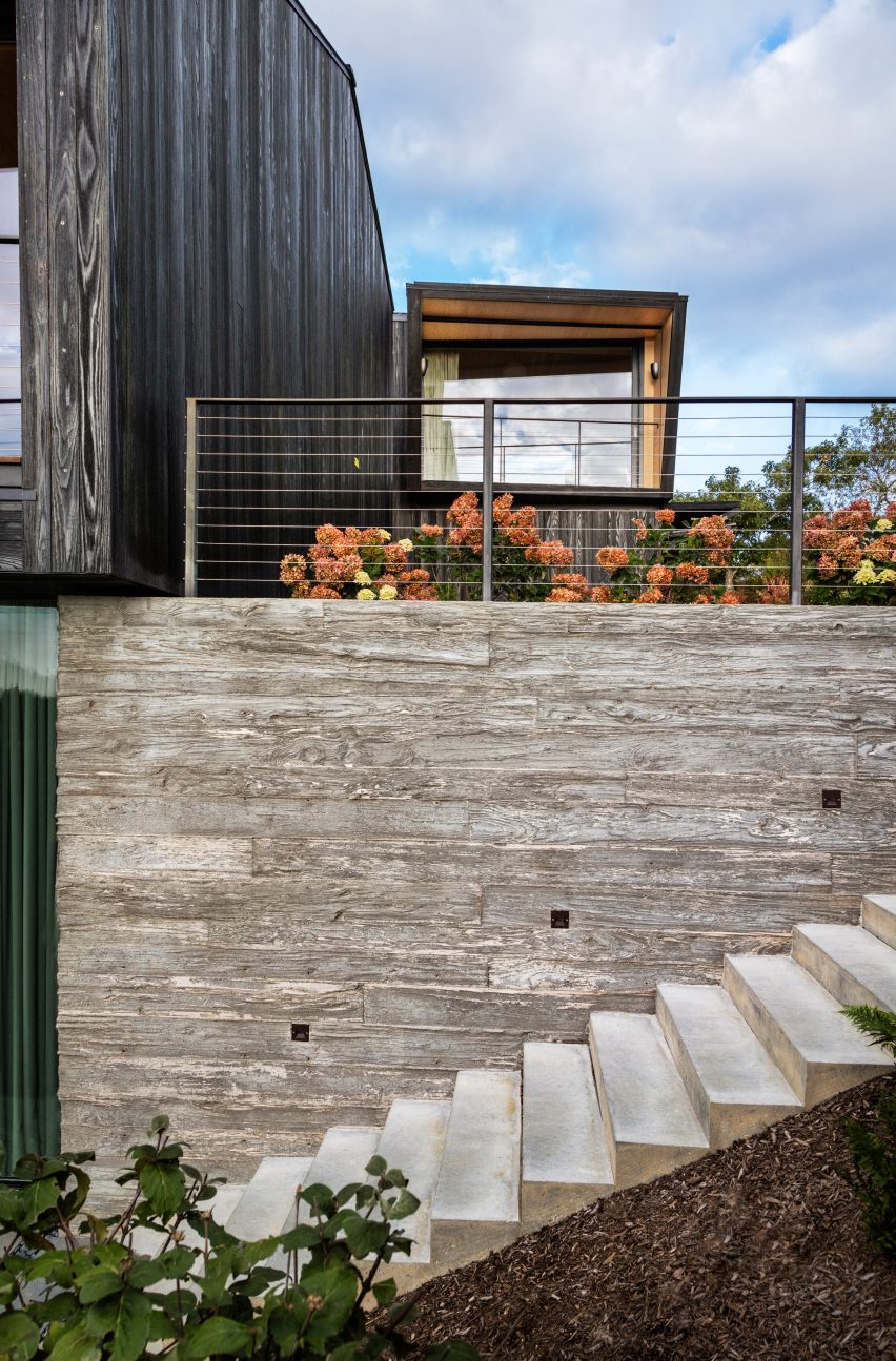 Chilmark House by Organschi and Schiller
