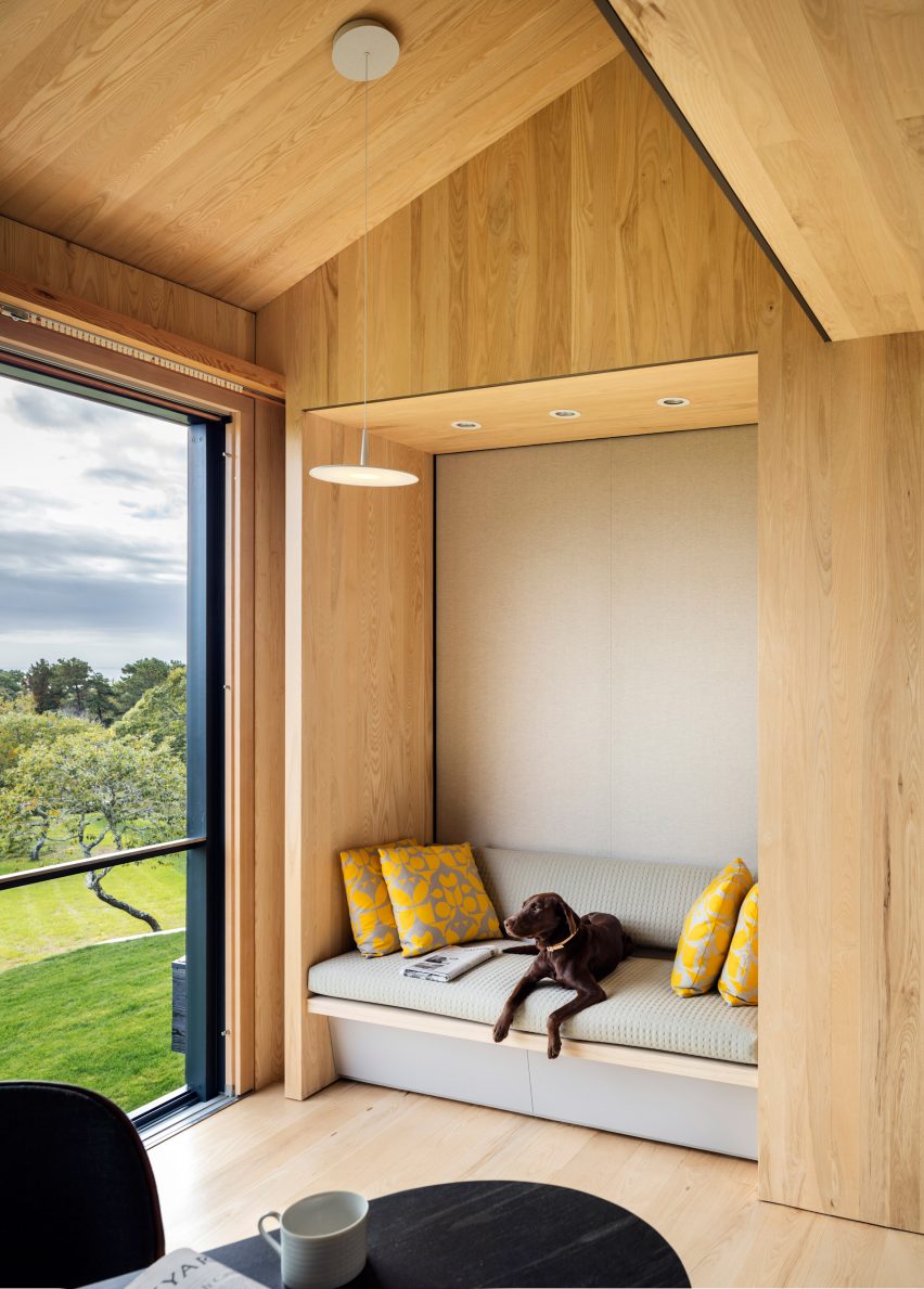 Chilmark House by Organschi and Schiller