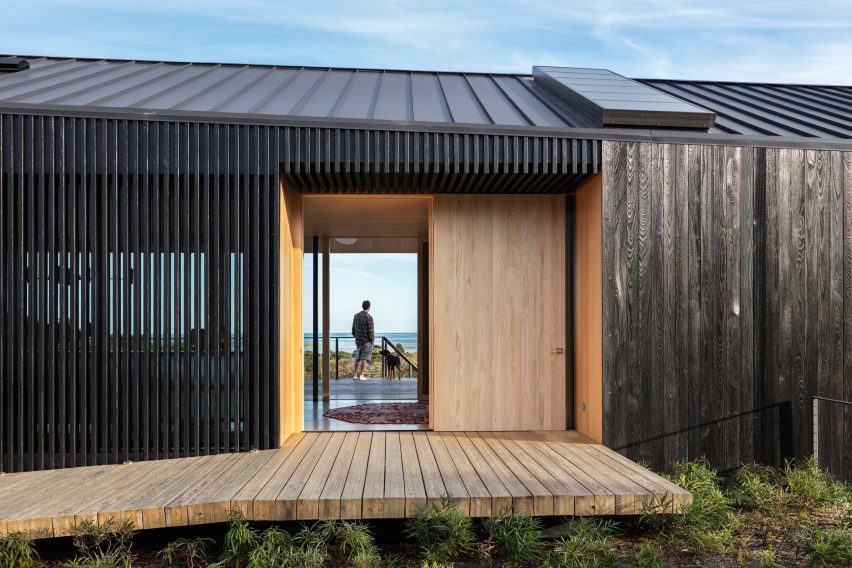 Chilmark House by Organschi and Schiller