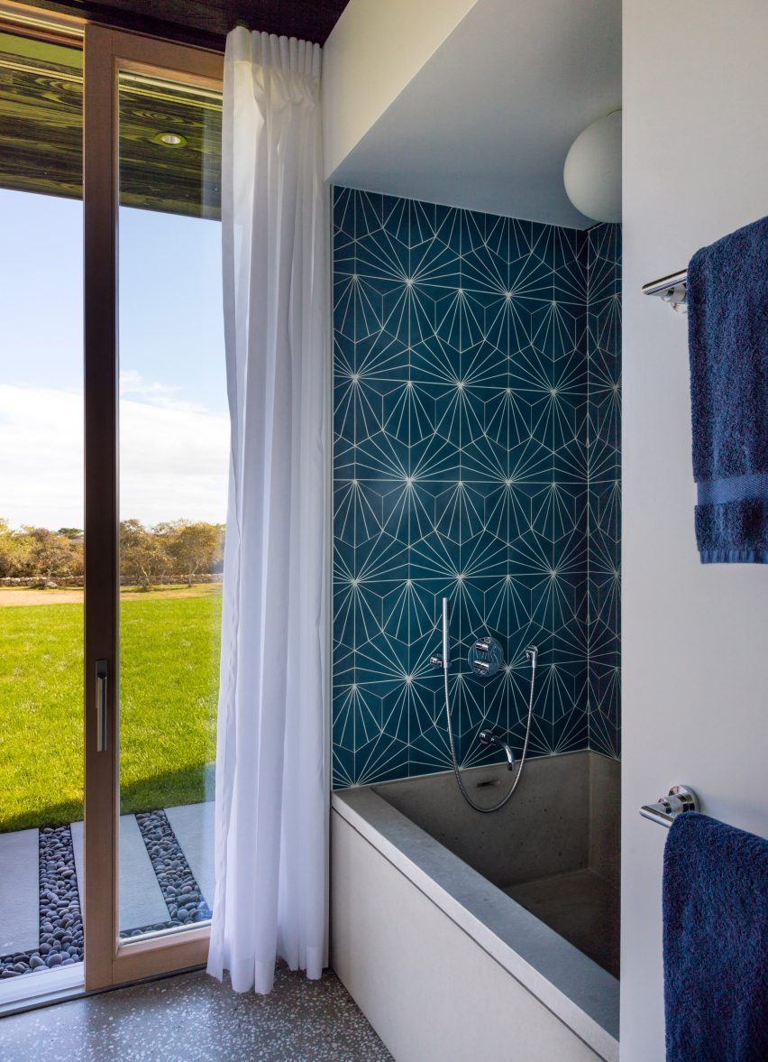 Chilmark House by Organschi and Schiller