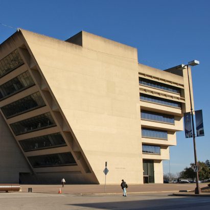 Dallas City Hall by I.M. Pei