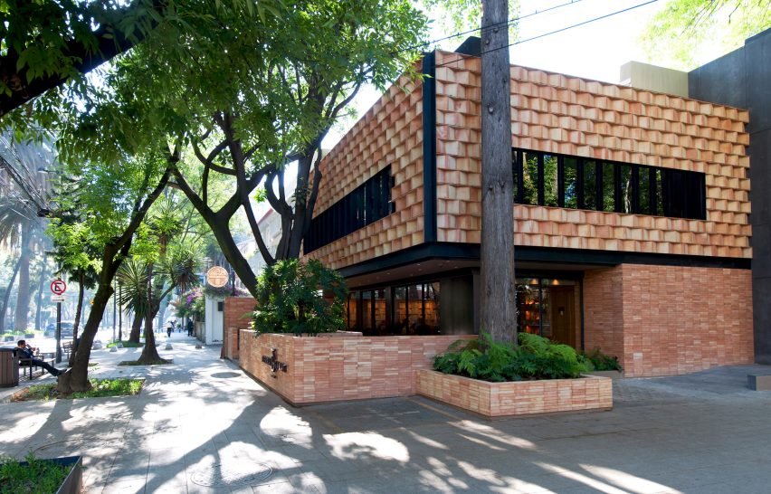 Tierra Garat by Esrawe studio