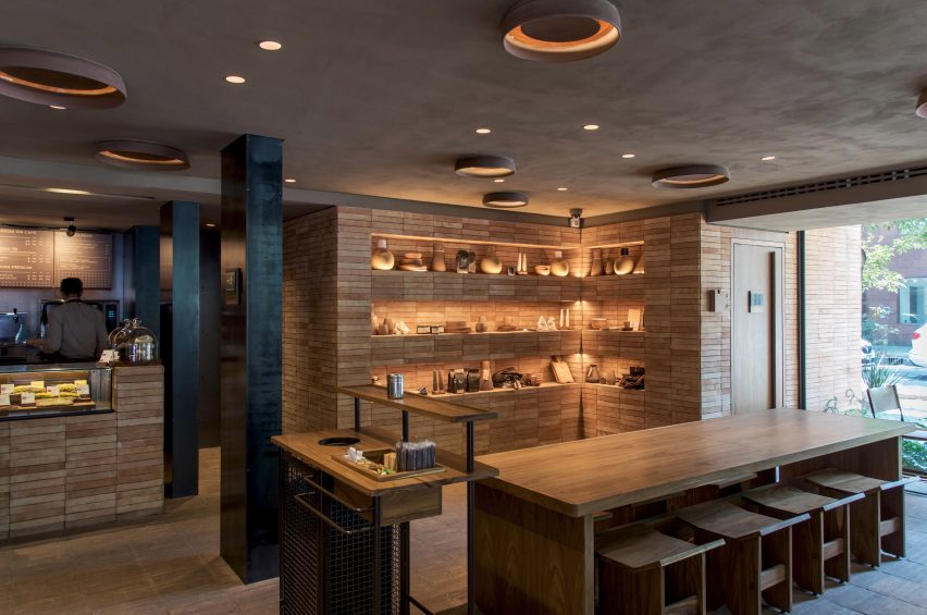 Tierra Garat by Esrawe studio