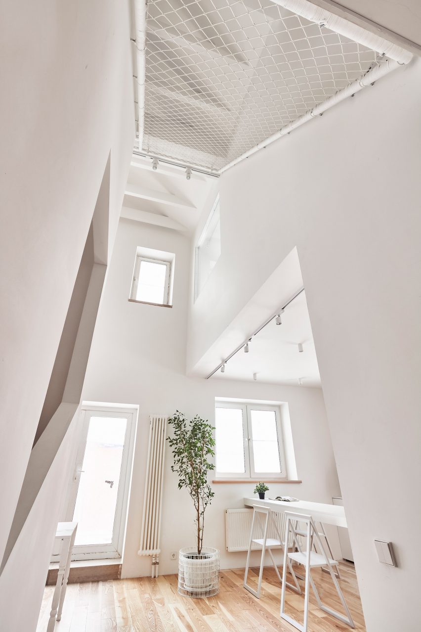 Family House by Ruetemple