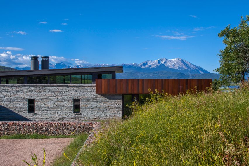 Gambel Oaks Ranch by CCY Architects