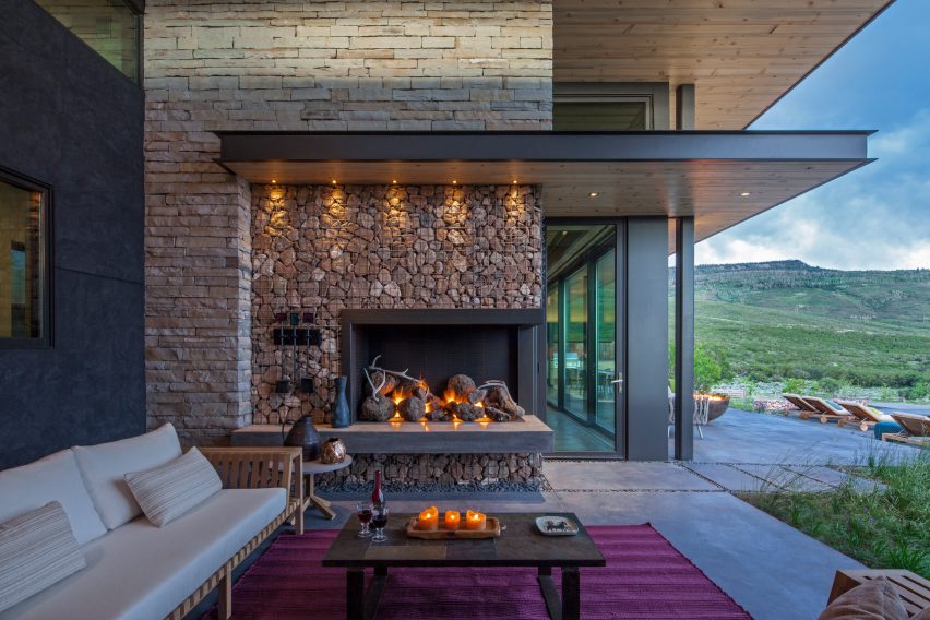 Gambel Oaks Ranch by CCY Architects