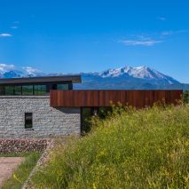 Gambel Oaks Ranch by CCY Architects