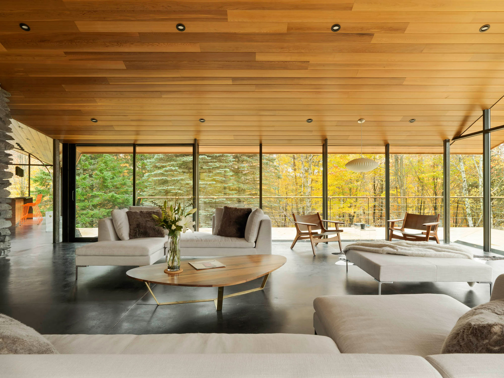 Glass Trefoil House by J Roc Design