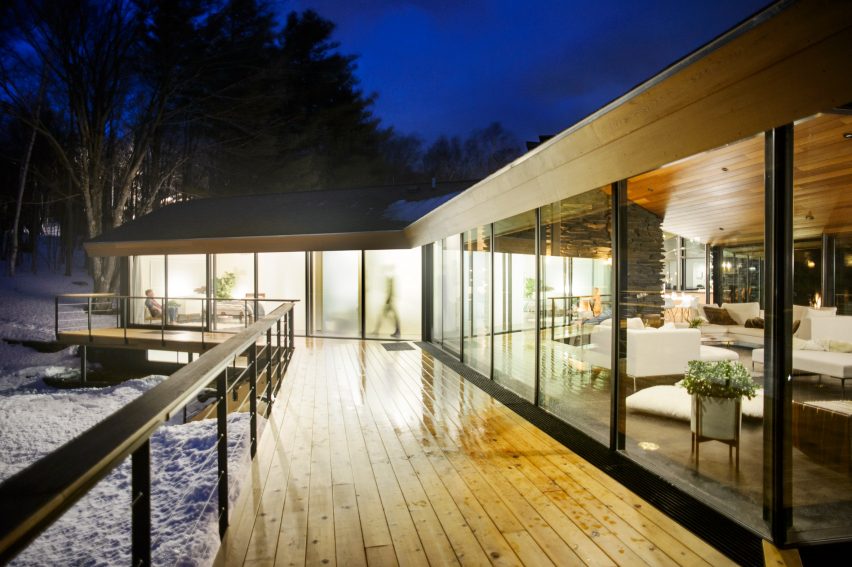 Glass Trefoil House by J Roc Design