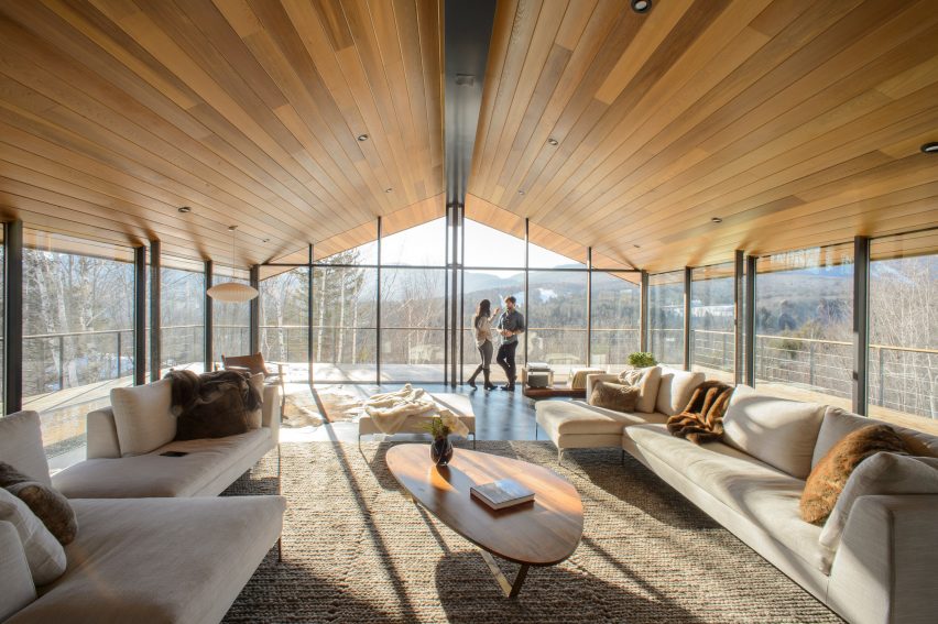 Glass Trefoil House by J Roc Design