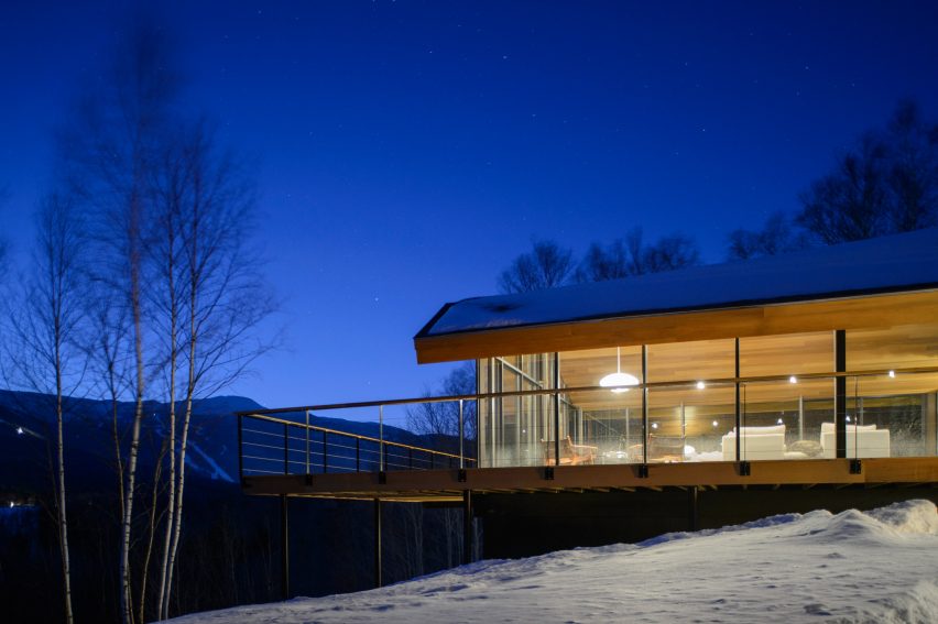 Glass Trefoil House by J Roc Design