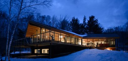 Glass Trefoil House by J Roc Design