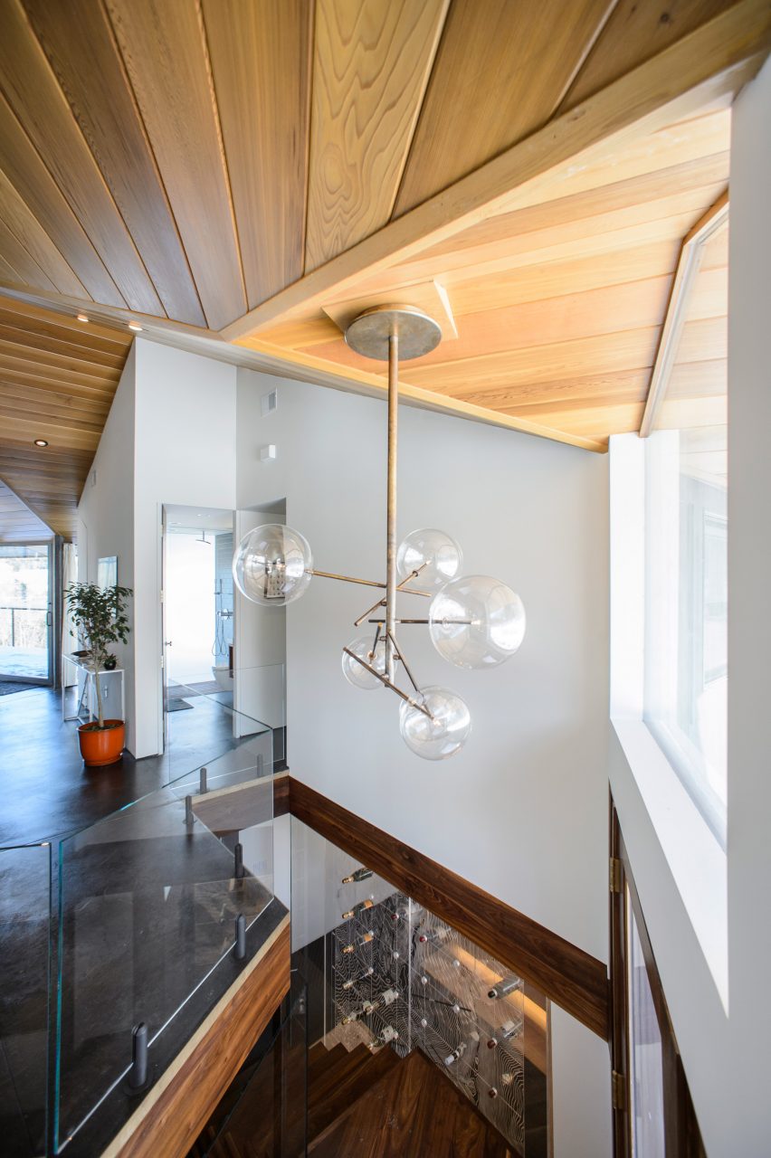 Glass Trefoil House by J Roc Design