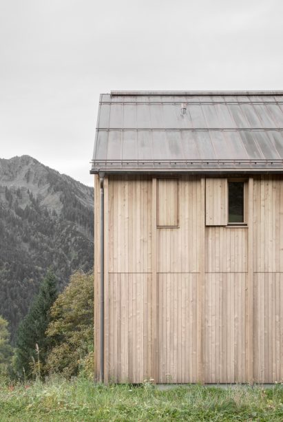 Haus am Stürcherwald by Bernardo Bader